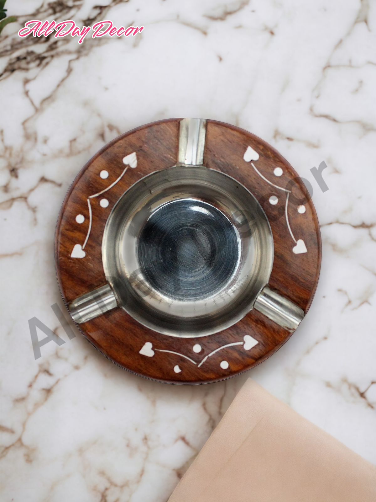 Wooden Ash Tray with Steel Cup for Office & Home d�cor (Size- 9.4 * 9.4 * 2.3cm)